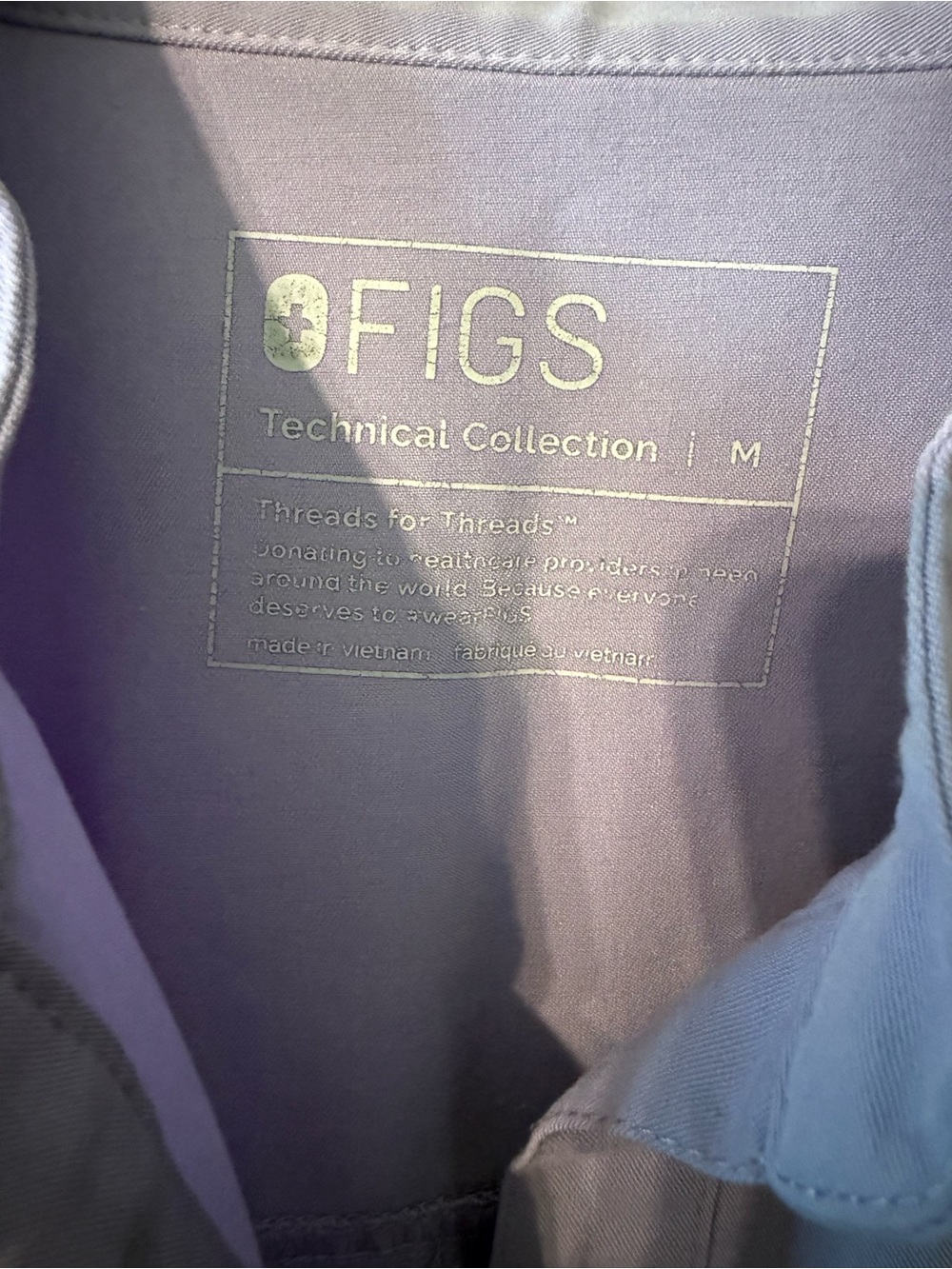 Figs Purple Rafaela Oversized Scrub Top With Joggers Size M Women - Picture 3 of 16
